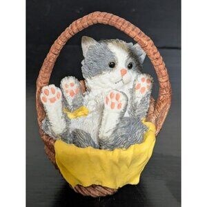 Goebel 1993‎ Paw Prints Gray & White Cat in Wicker Basket With Yellow Blanket 4"
